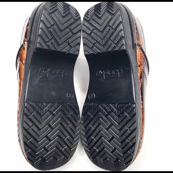 Dansko professional clogs in tortoiseshell - Picture 7 of 8